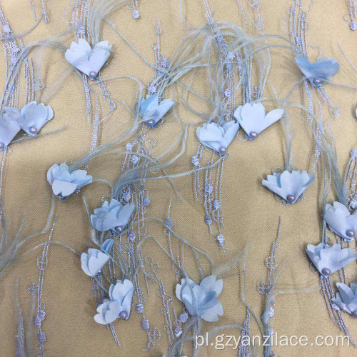 Niebieska haftowana tkanina perłowa z motywem kwiatowym na sukienki